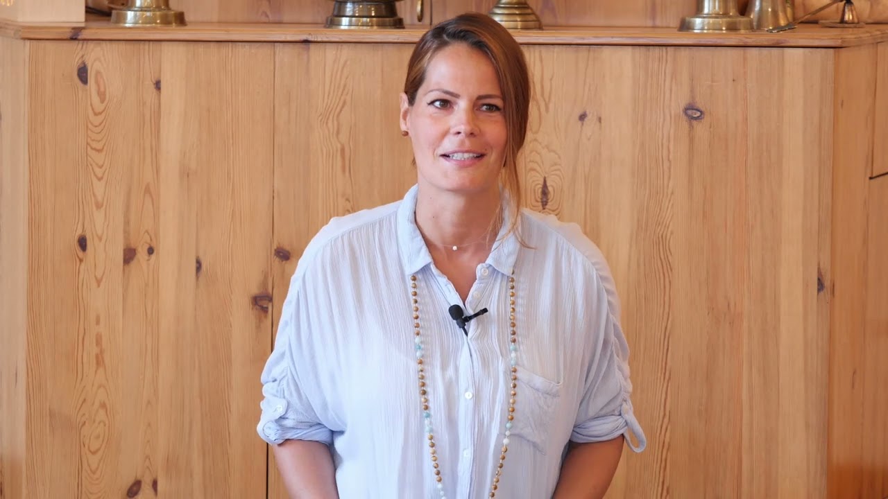 2022 04 18 Eredeti Fény Zen Templom, Egynapos zen bevezető, Virágh-Kvasznovszky Anett