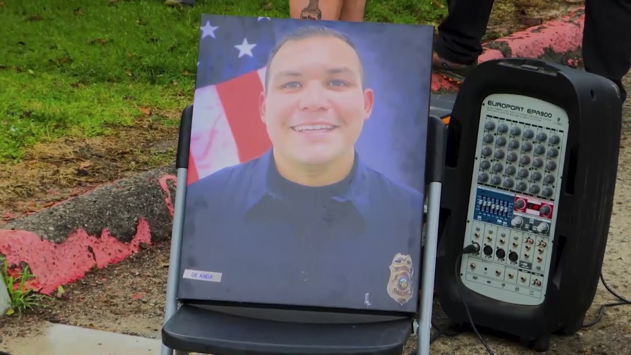 Over 250 people gather at Waller Park for the inaugural Joey De Anda Memorial 5k Fun Run