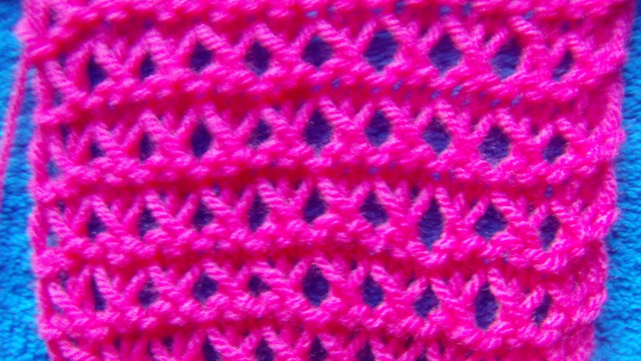 ΣΧΕΔΙΑ ΑΖΟΥΡ ΜΕ ΒΕΛΟΝΕΣ-ΜΙΚΡΕΣ ΚΑΡΔΟΥΛΙΤΣΕΣ.