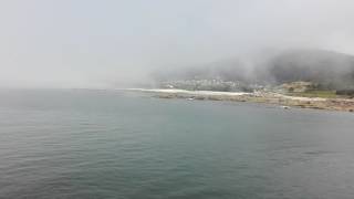 Vistas desde el dique de abrigo de Portocubelo en Lira — Carnota. Edificio nuevo de la lonja.
