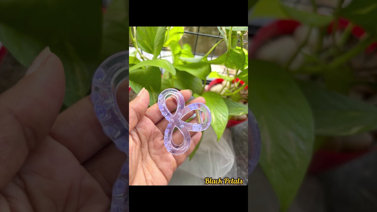 Clips for sale rs 25/- 