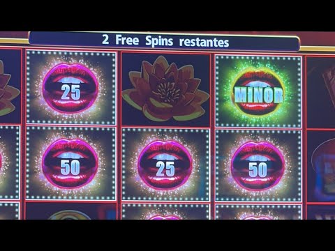 Xposed attempts to cheat the vip blackjack table #poker #blackjack #casino