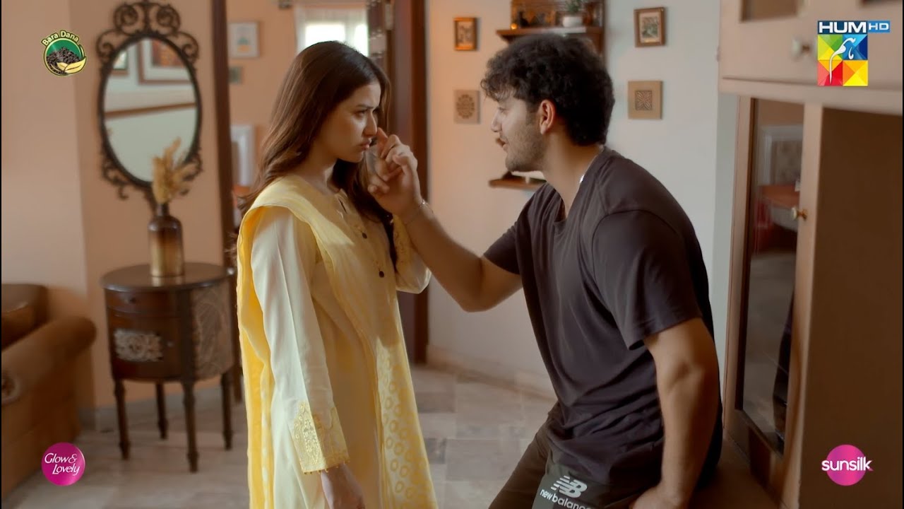 Thora Sa Tou Muskara Dou Janu..! 