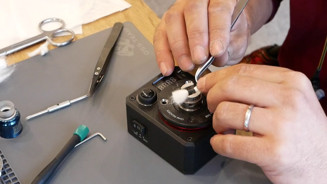 煙の量と香りに改造バカ驚愕 電子タバコの名物ショップは改造マニアが集う異次元空間だった Akiba Pc Hotline 煙の量と香りに改造バカ驚愕 電子タバコの名物ショップは改造マニアが集う異次元空間だった Akiba Pc Hotline