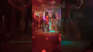 Sex Bomb. Tom Jones. Julio.