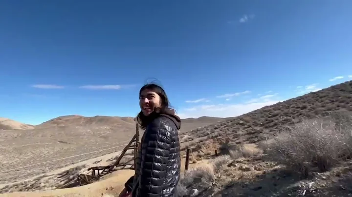 Exploring Death Valley California (Bad Water Basin...