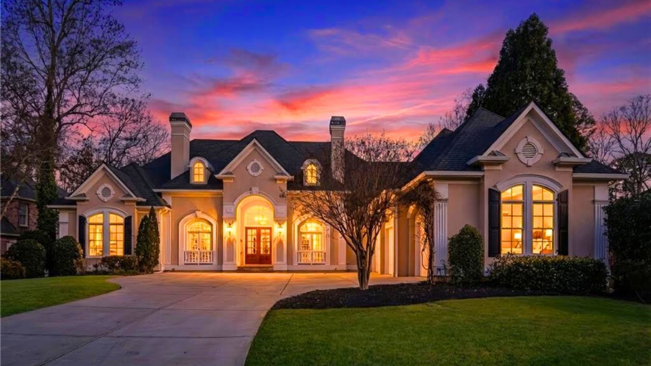 10,000 SQFT 4 Level Estate with a 2 LEVEL BASEMENT For An Unbelievable Price!