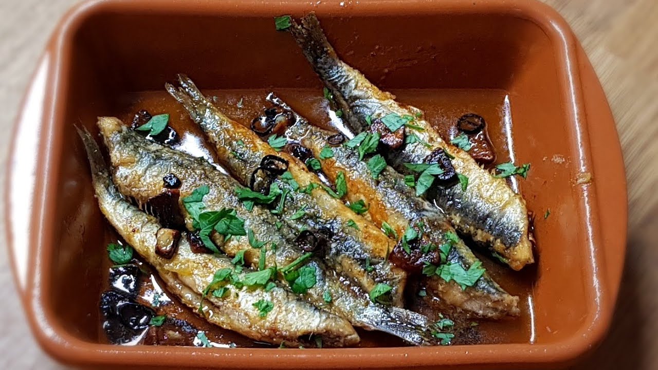 Anchoas a la cazuela (Boquerones a la cazuela)