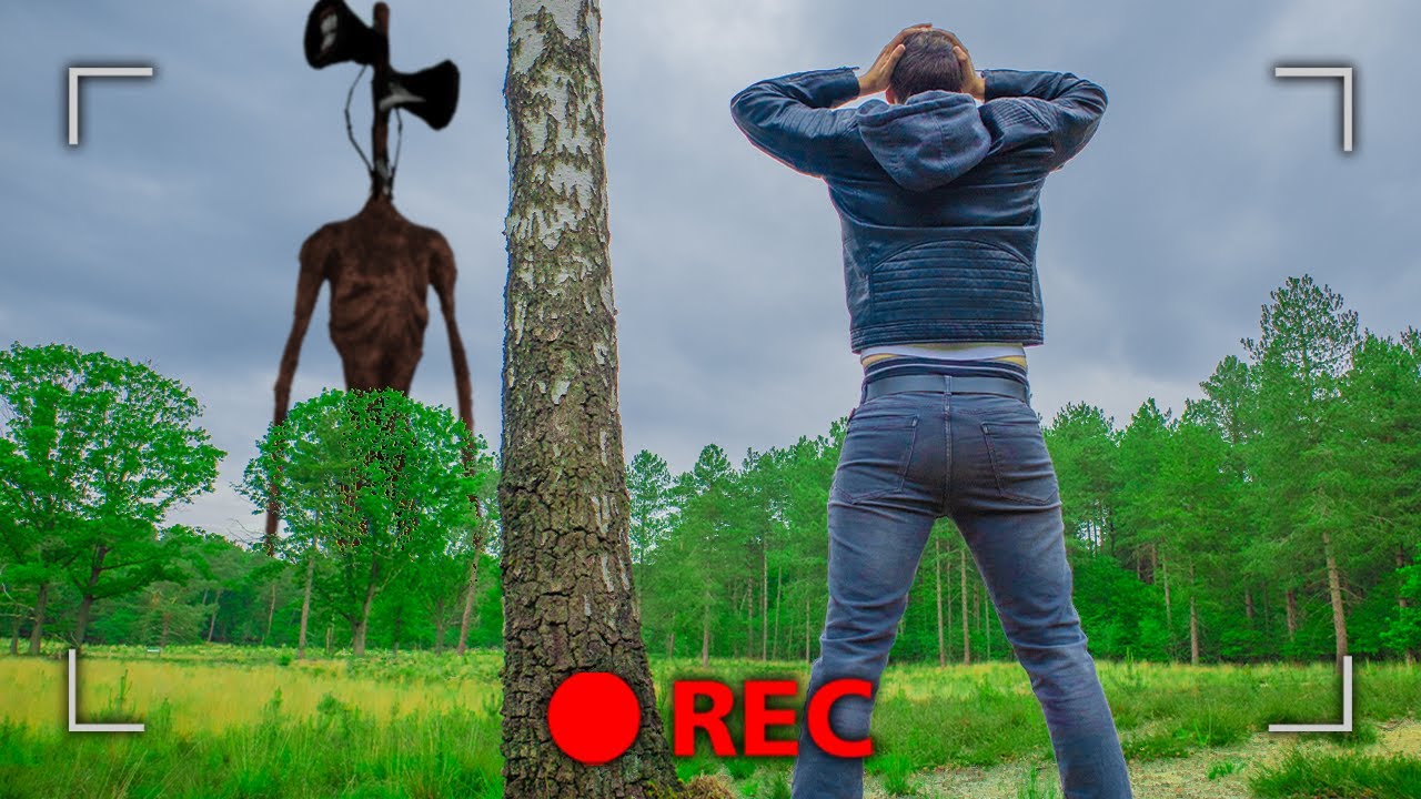 Ik Zag SIREN HEAD In REAL LIFE Op Camera...! *Roep NOOIT SIREN HEAD Op In Het BOS, Dit Is Waarom..!*