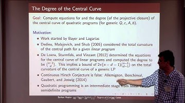 Degree of Central Curve in Quadratic Programming