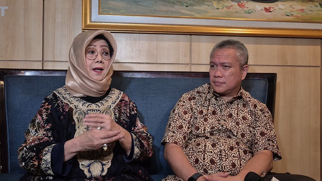 AMMAR ZONI PUTUSKAN HUBUNGAN DENGAN IBU ANGKAT, TITIEK HARYANTI BUKA SUARA