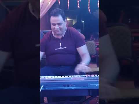 احمد حسين يغني الدمعه صعبة في أكبر أفراح السويس