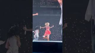 NiziU Live with U 2026 “NiziU：THE CINEMA” 「NO FEAR」Stage Clip