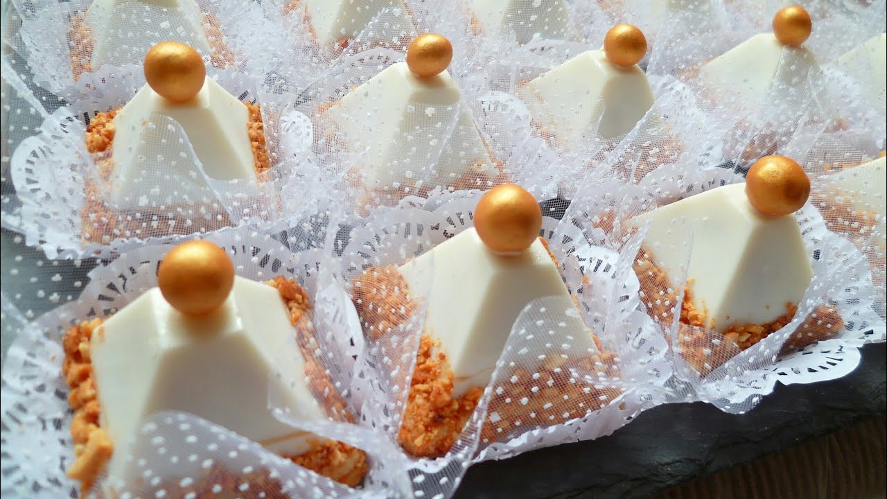 جديد حلوى الأهرامات 😱 2 في 1 بعجينة الروايال 👸بحشوة روعة