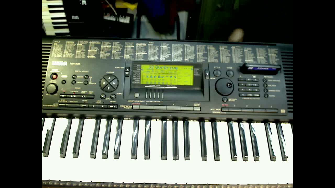 YAMAHA PSR 520 internal DEMO songs