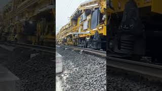 This Machine Does the Work of 1000 Workers #railway #construction #shorts