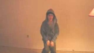 Justin Bieber Dancing to "Yo" by Chris Brown