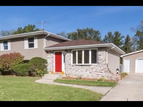 2101 Flemming Rd, Valparaiso, IN home video tour