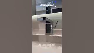 MOON Gallery Live Stream