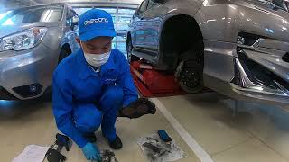 видео: BRAKE PADS REPLACEMENT in JAPAN // Как меняют колодки в Японии. LC Prado и колодки Akebono AN-690WK! картинка: BRAKE PADS REPLACEMENT in JAPAN // Как меняют колодки в Японии. LC Prado и колодки Akebono AN-690WK!