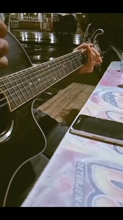 cover gitar saat nongki bersama teman #covergitar #storywa #lastchild