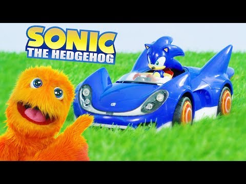 ¡Marioneta Fuzzy juega Sonic The Hedgehog! ¡🎮 Película de Sonic!