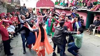 Himachali pahari dance