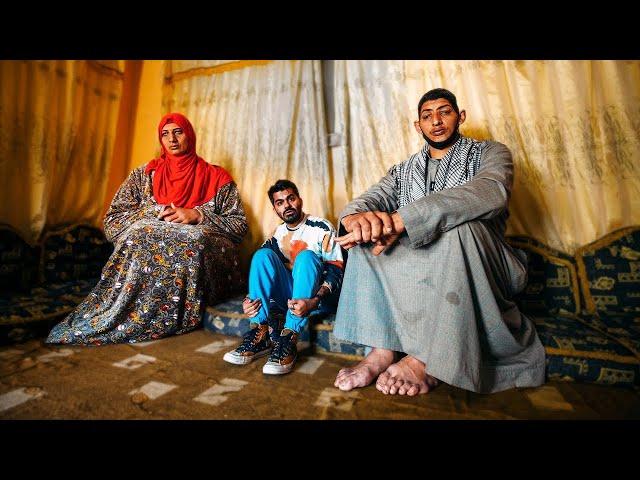 The Giants of Egypt! The tallest man and girl in the world - YouTube