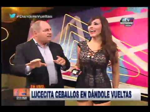 Lucecita bailando y moviendo el toto