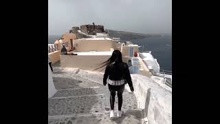 278 steps to Amoudi Bay from Oia Castle