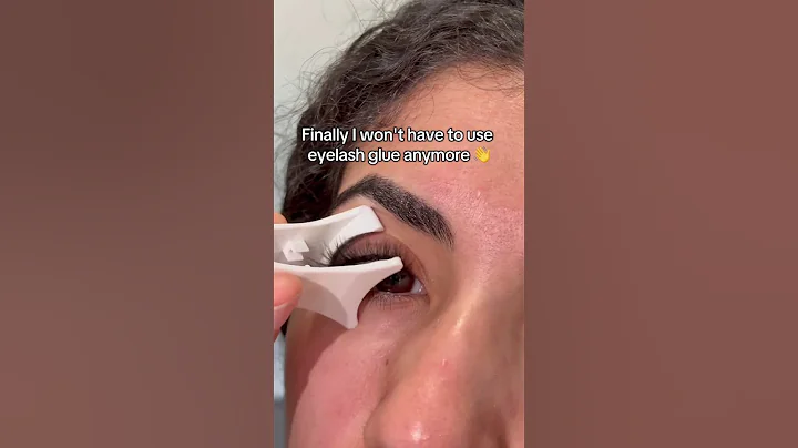 I tried magnetic lashes so you don’t have to 😧