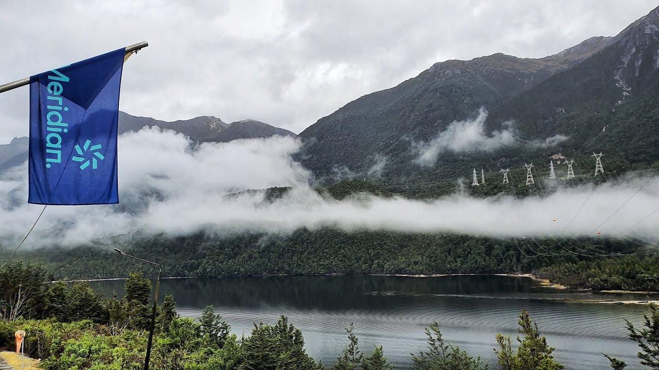 manapouri underground power station tours