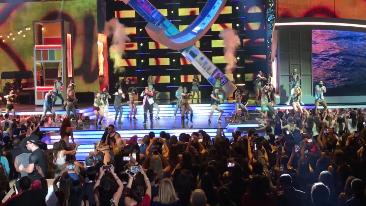 Despacito luis fonsi ft daddy yankee premios billboards 2017