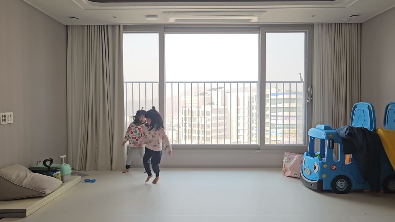 [딸쌍둥이 인생 47개월차] 영어 노래