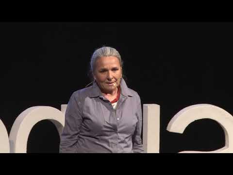 Guerreros del tenedor | Raquel Arévalo | TEDxGualeguaychu