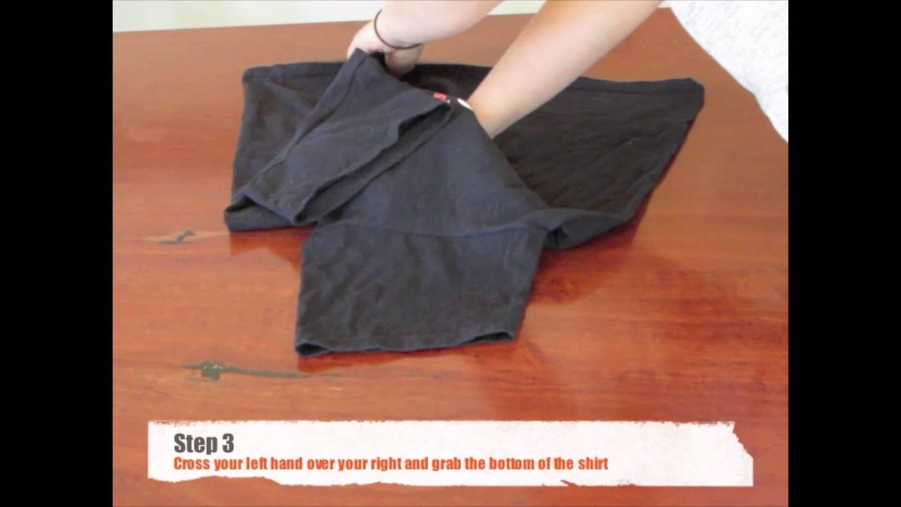 How To Fold A T Shirt Quickly & Neatly YouTube