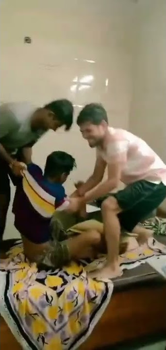 Prank Teman Tidur Bangun 😂😂😂 #bangun #prank #temantidur #laggaye 😂😂