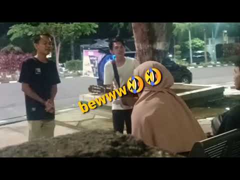 Prank Nyanyi Gagu Dan Gagap