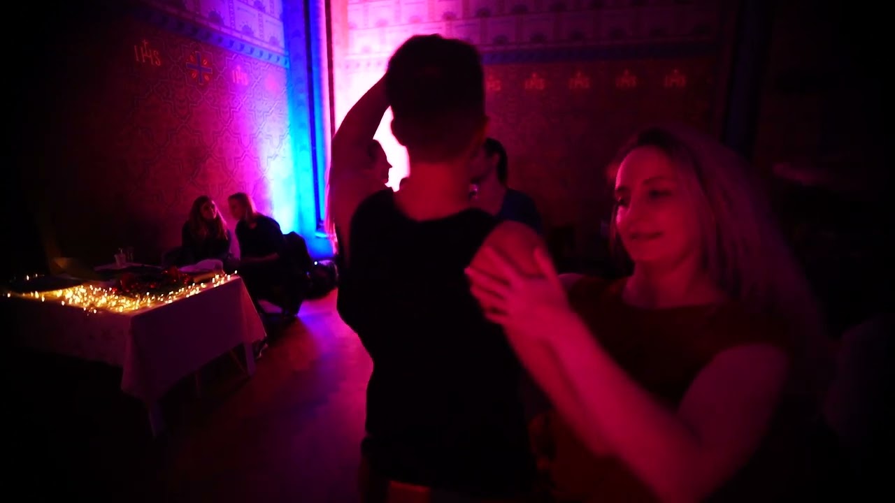 Nina & Matteo, Brazilian zouk social dance