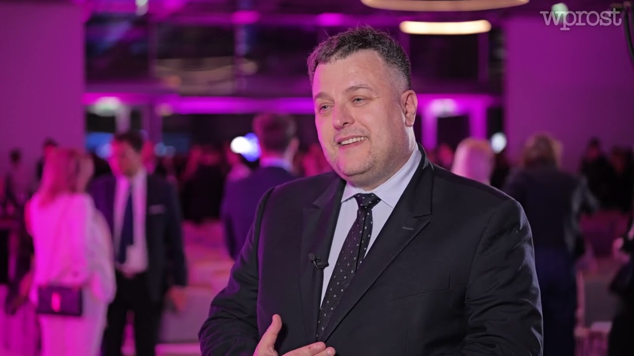 Miniatura: Aleksander Kwieciński, AbbVie: Ta terapia...