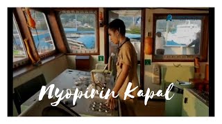 Mengintip Cara Kerja Nahkoda Kapal