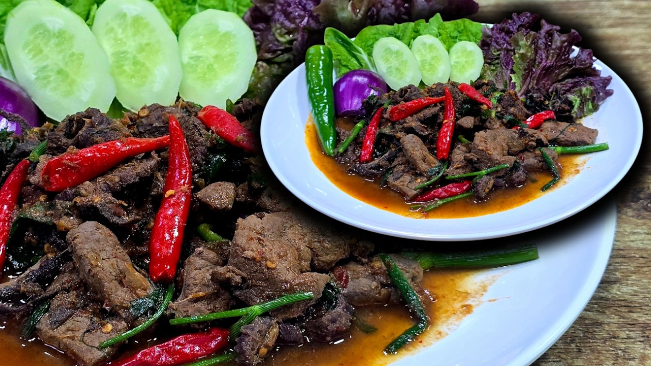 แกงอ่อมเนื้อใส่ผักบ้านๆหอมเครื่องเทศ แซ่บคักอิหลี