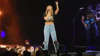 Ashley Cooke - Sunday Morning Kinda Saturday Night - Down To The Bar Tour (Mankato, MN)