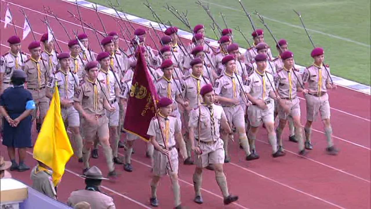 บันทึกถ่ายทอดสด พิธีทบทวนคำปฏิญาณและสวนสนามเนื่องในวันคล้ายวันสถาปนาลูกเสือแห่งชาติ ประจำปี 2559 3/4