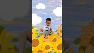 Download Lagu Lihat kebunku penuh dengan bunga MP3