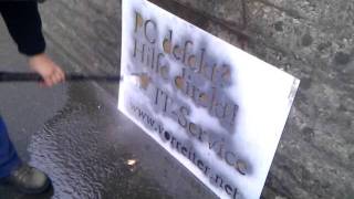 Reverse Graffiti by Vorreiter - IT-Services - Computerreparatur in Siegen, gut, schnell & günstig!