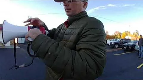 BLM Fred Simms Trying to run over people with car