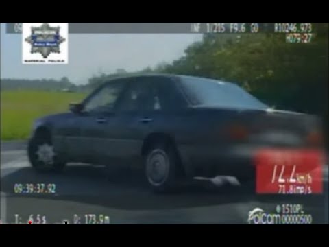 Brawurowy pościg policyjnej Alfa Romeo za kradzionym Mercedesem / Police chase stolen Benz W124