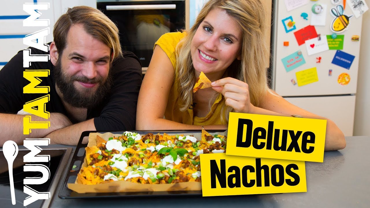 Crunchy Nachos That F@*K! | Cookin' Somethin'