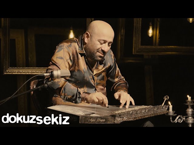 Aytaç Doğan - Kum Gibi (Live) (Official Video) class=